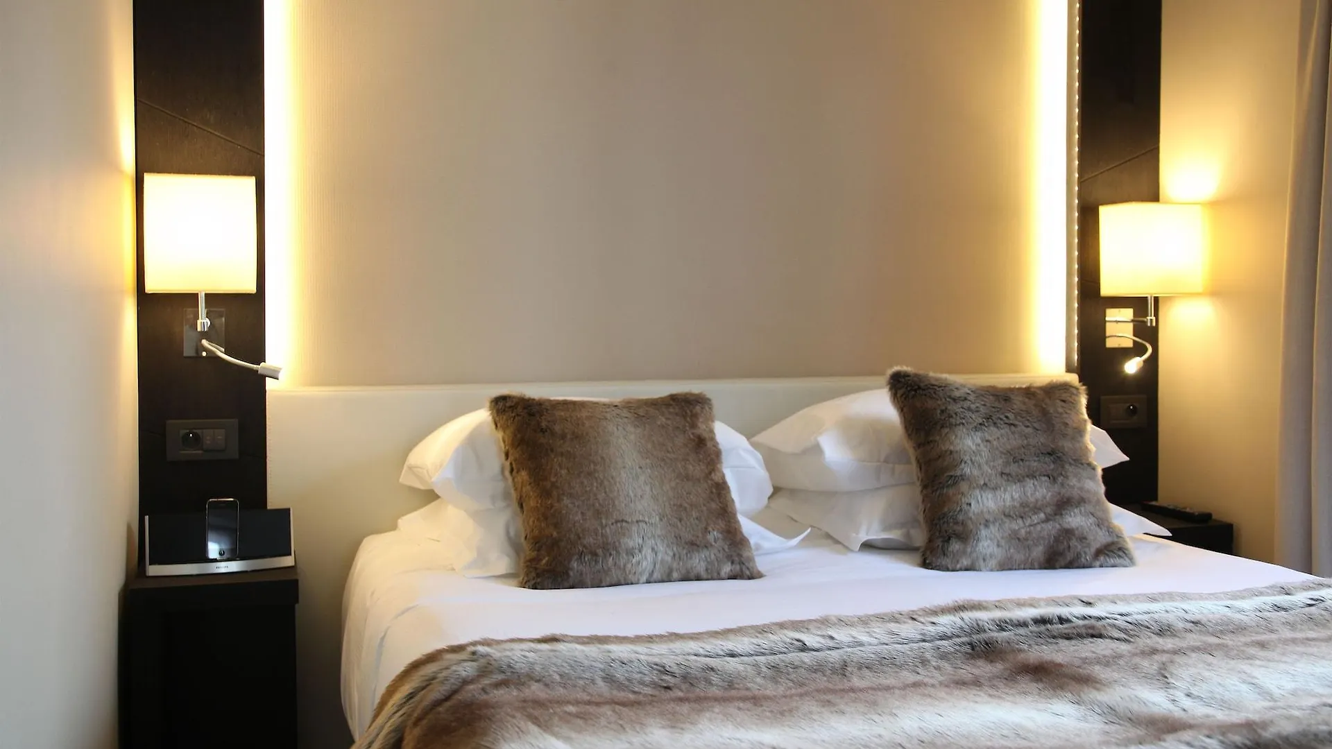 Elysées Hotel 3*