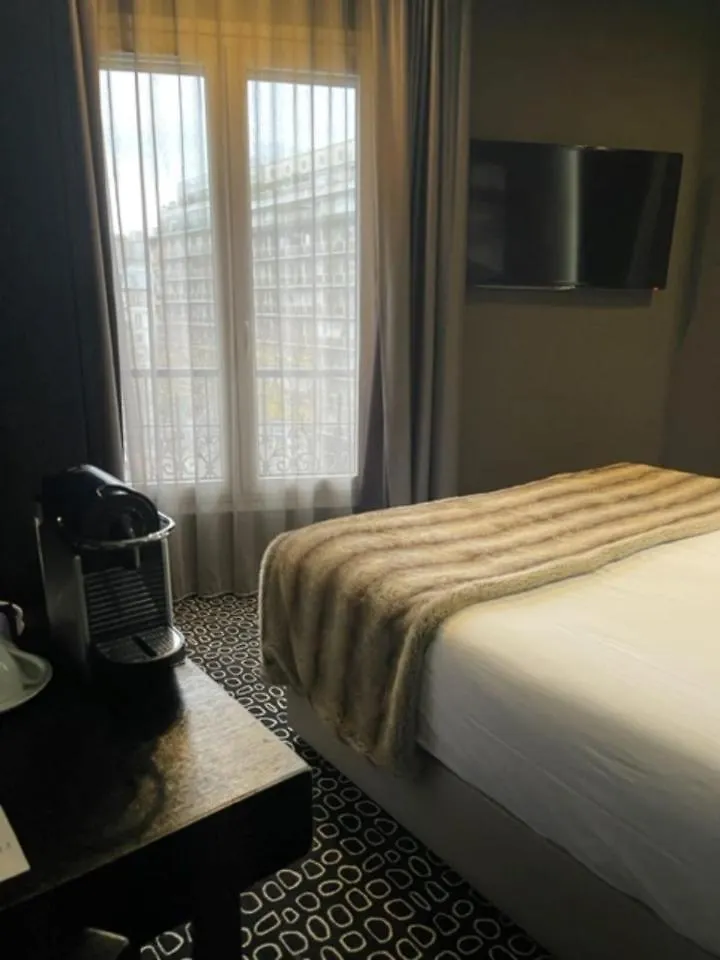Elysées 3*