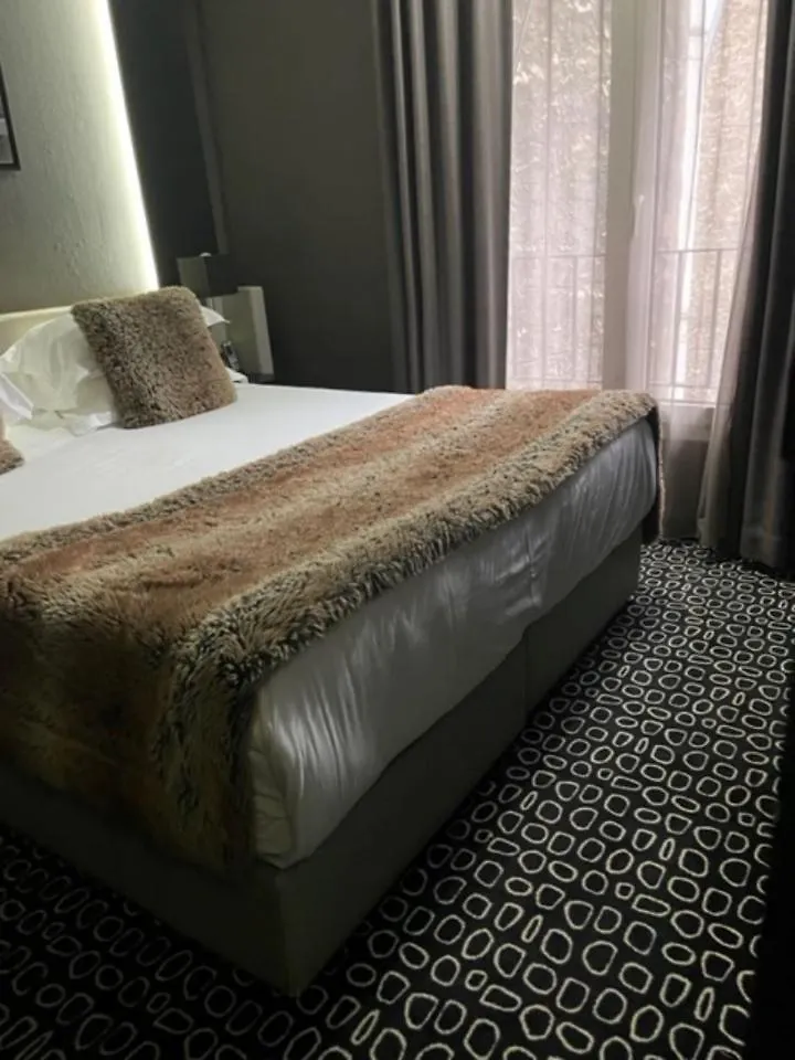 Elysees 3* Париж