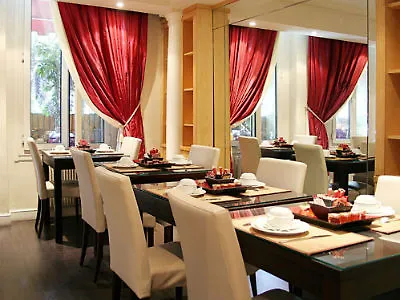 Отель Elysees 3*